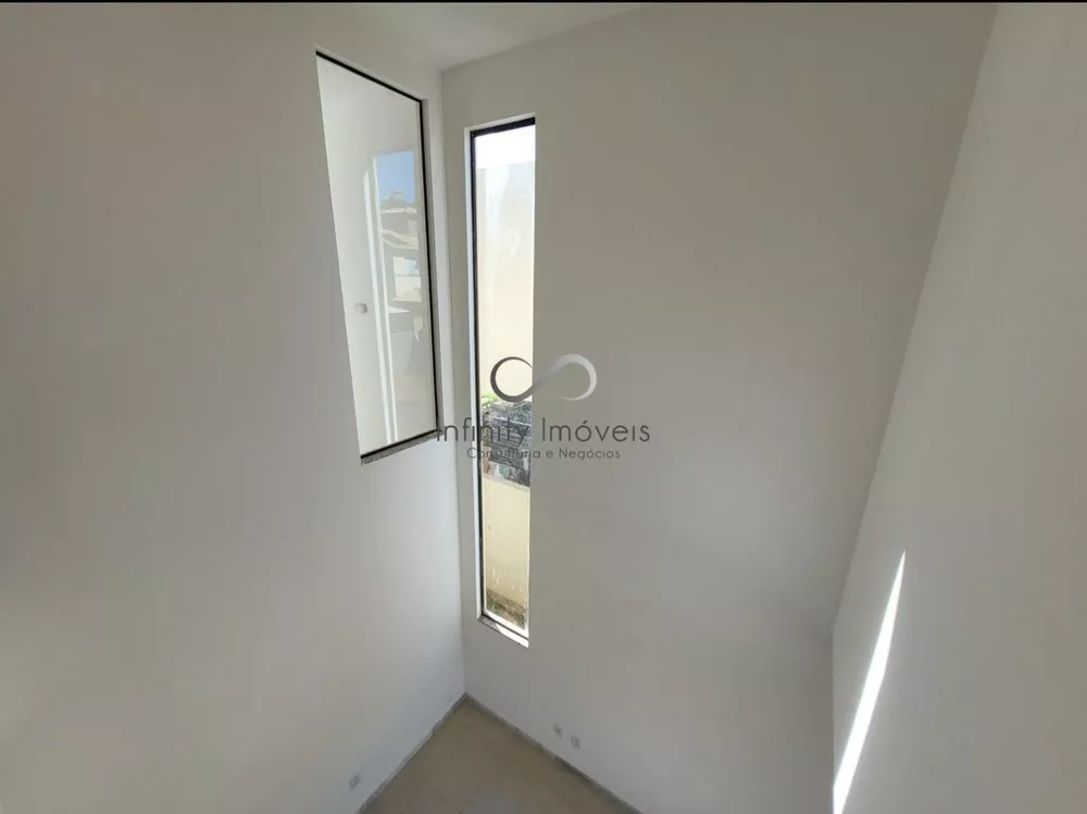 Casa de Condomínio à venda com 4 quartos, 234m² - Foto 17