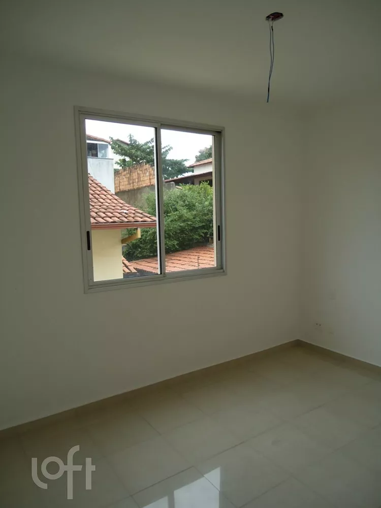 Apartamento à venda com 4 quartos, 85m² - Foto 2