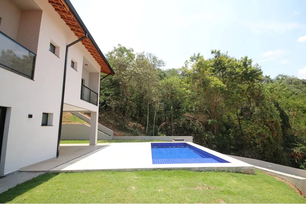 Casa de Condomínio à venda com 4 quartos, 315m² - Foto 4