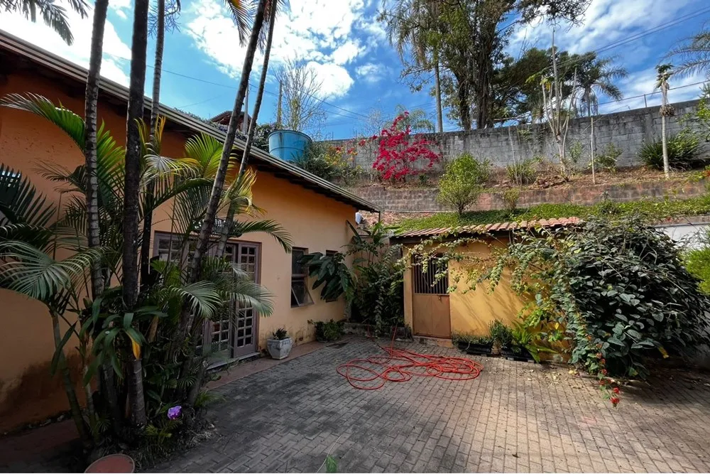 Chácara, 4 quartos, 891 m² - Foto 1