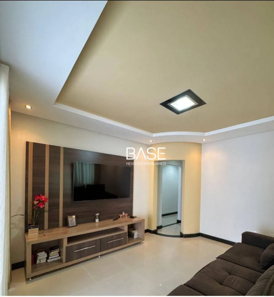 Casa, 3 quartos, 270 m² - Foto 7