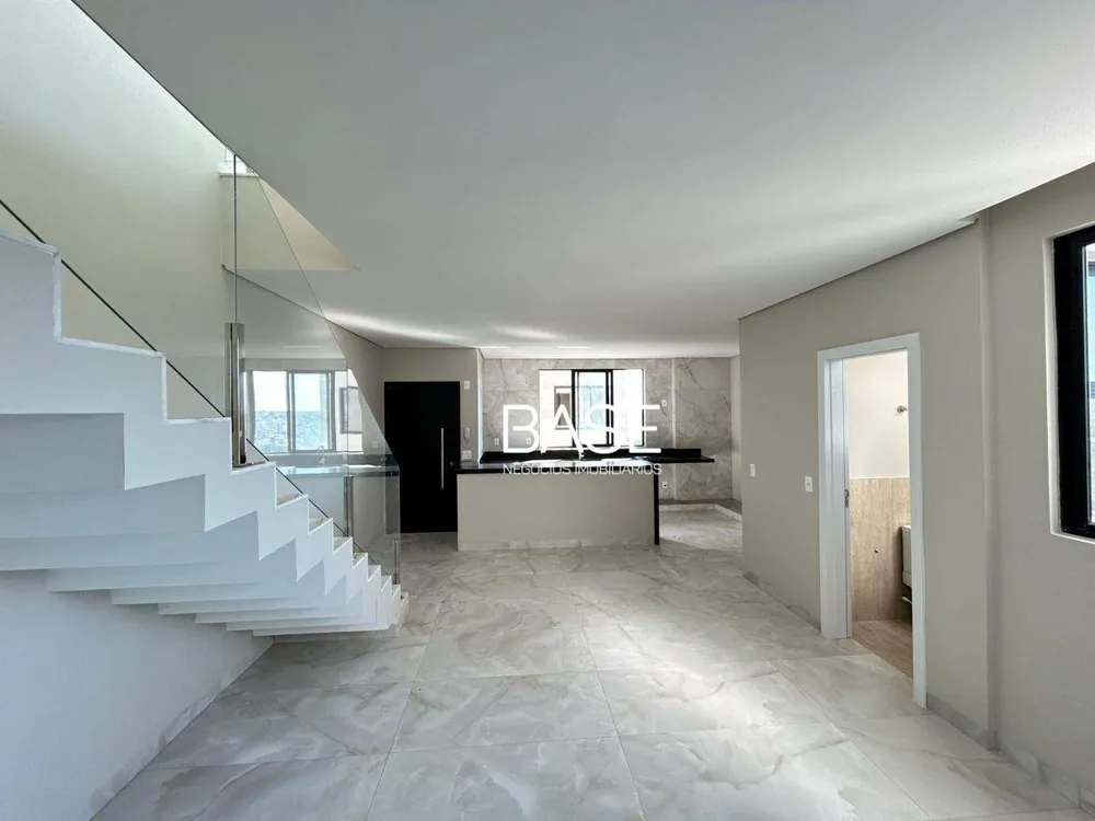 Cobertura, 3 quartos, 240 m² - Foto 1