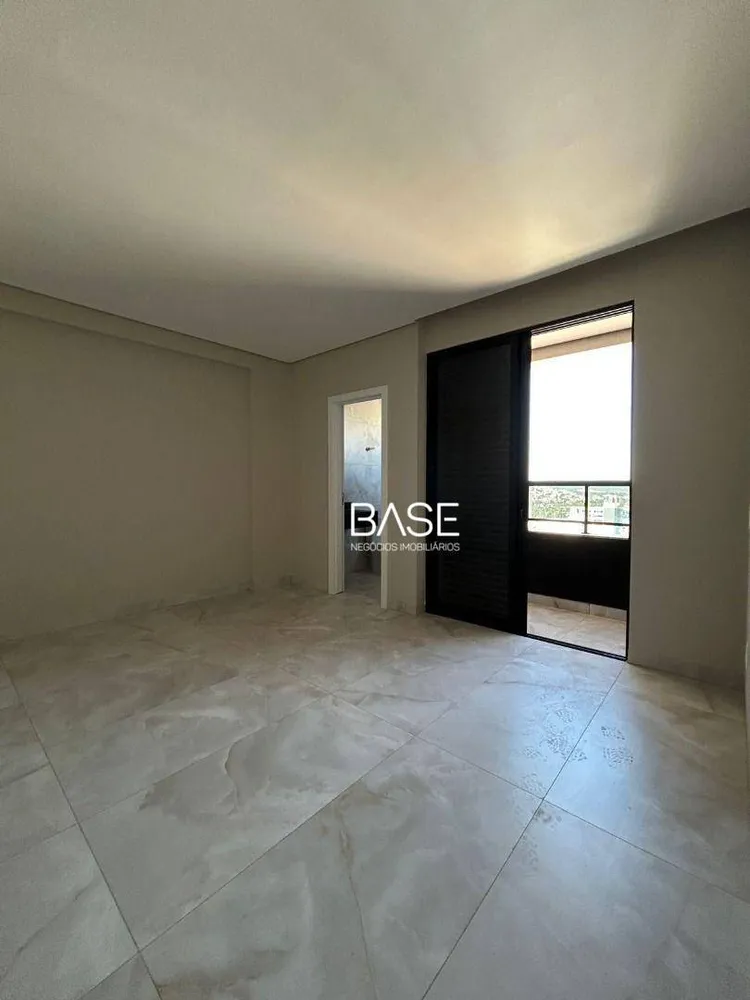 Cobertura, 3 quartos, 240 m² - Foto 9