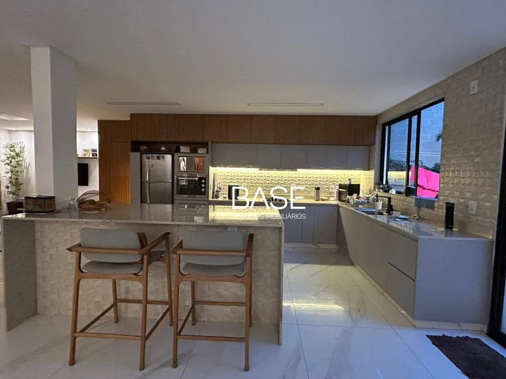 Casa, 4 quartos, 248 m² - Foto 5