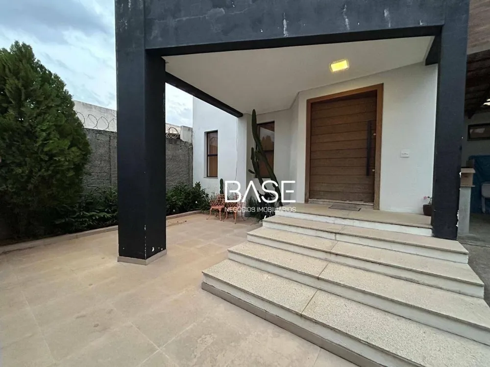 Casa, 4 quartos, 248 m² - Foto 3