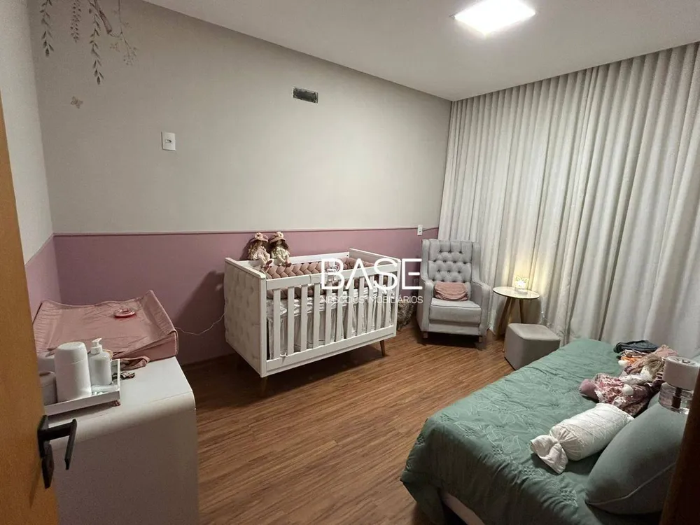 Casa, 4 quartos, 248 m² - Foto 12
