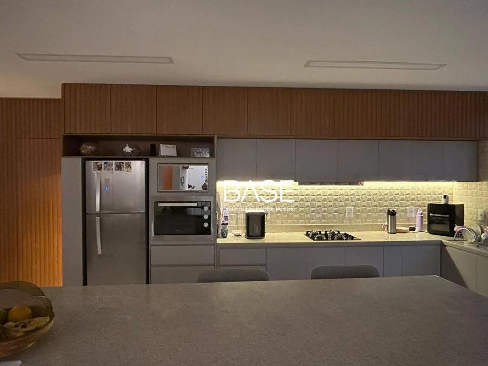 Casa, 4 quartos, 248 m² - Foto 9