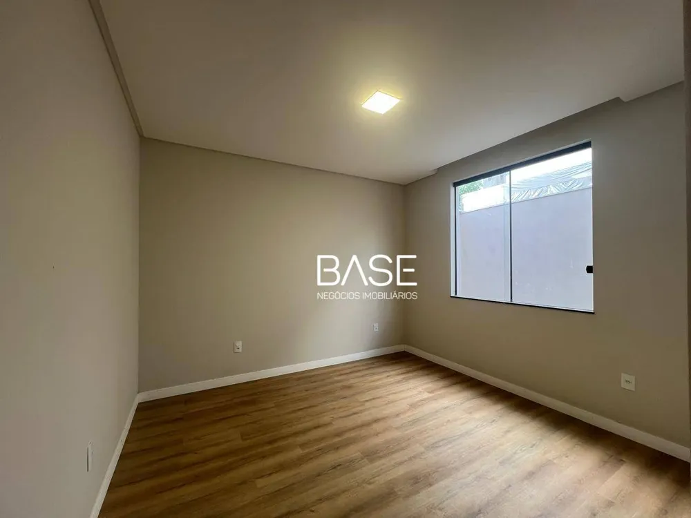 Casa, 3 quartos, 132 m² - Foto 2