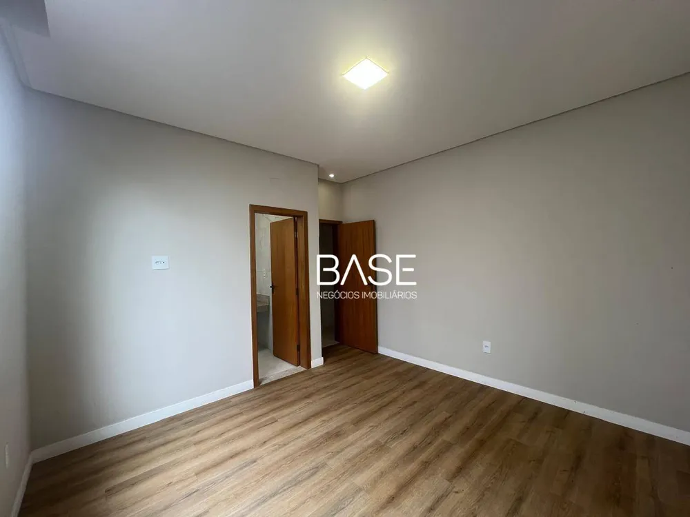 Casa, 3 quartos, 132 m² - Foto 3