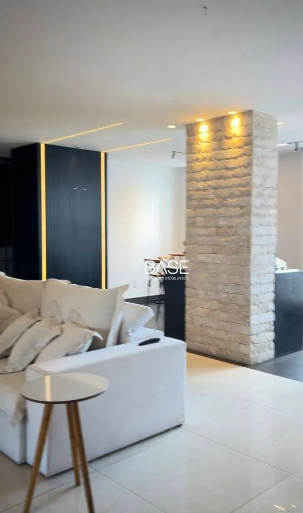 Apartamento, 3 quartos, 144 m² - Foto 1