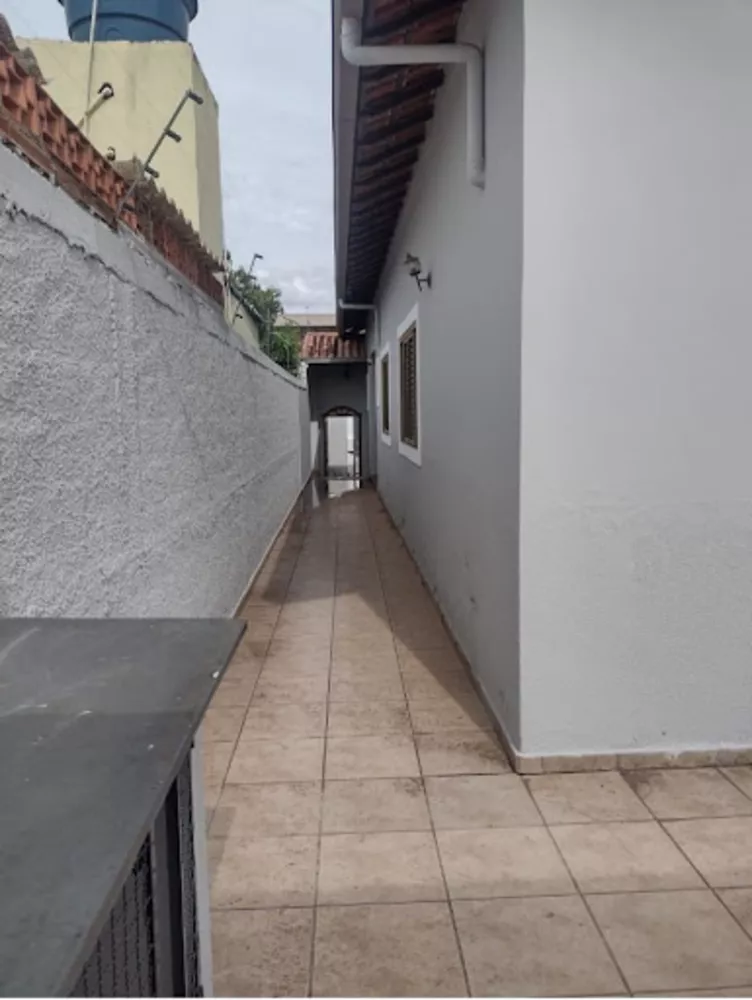 Casa, 4 quartos, 172 m² - Foto 2