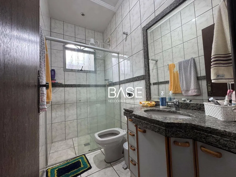 Casa, 3 quartos, 262 m² - Foto 10