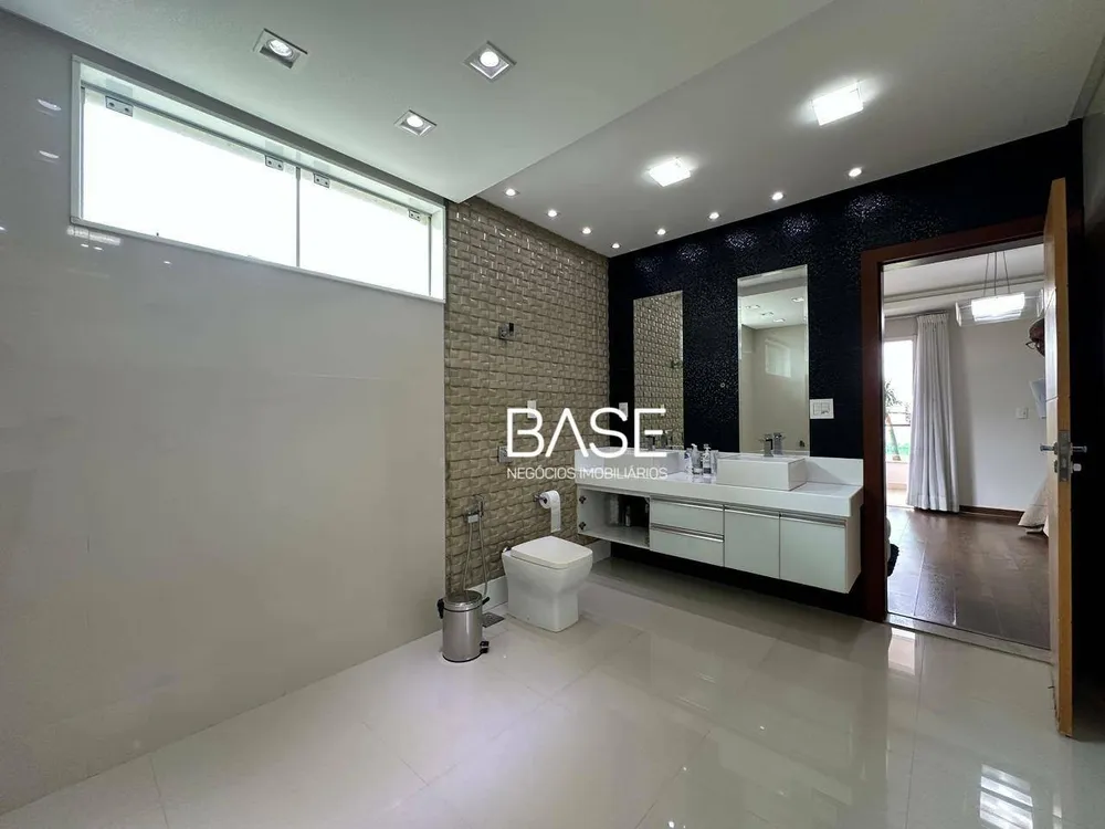 Casa, 4 quartos, 274 m² - Foto 2