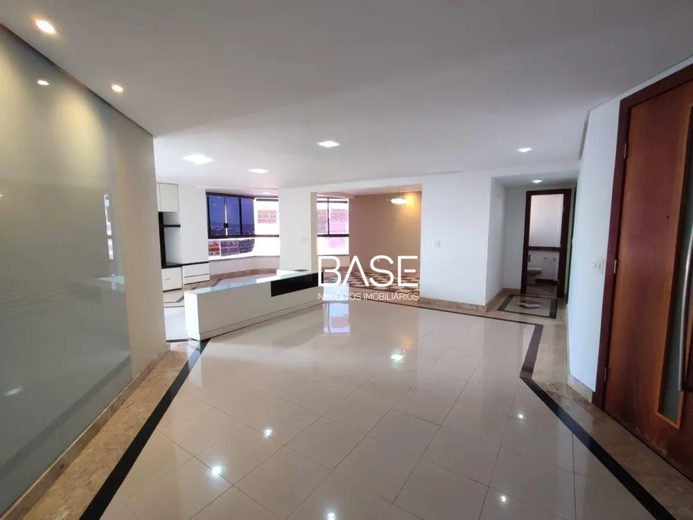 Apartamento, 4 quartos, 225 m² - Foto 1