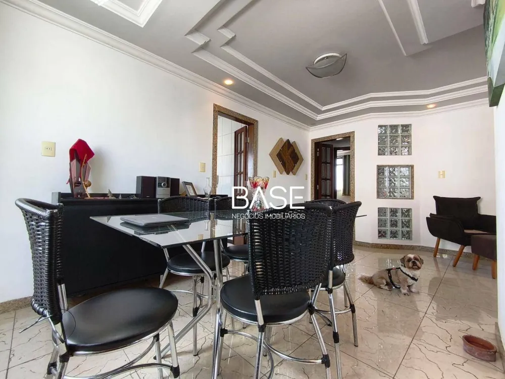 Apartamento, 3 quartos, 140 m² - Foto 1