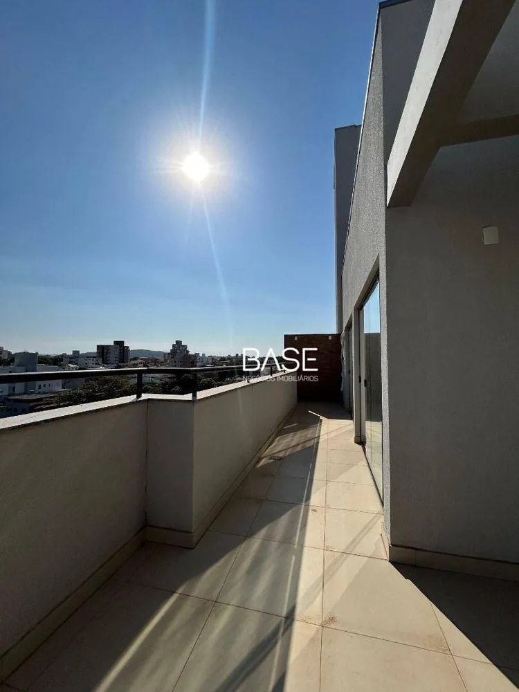 Cobertura, 3 quartos, 206 m² - Foto 3
