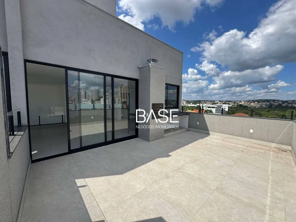 Cobertura, 3 quartos, 200 m² - Foto 1