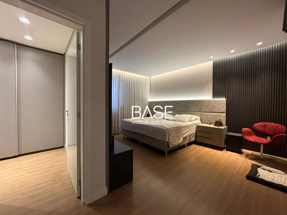 Apartamento, 4 quartos, 220 m² - Foto 2