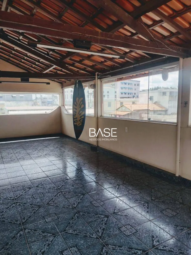 Casa, 3 quartos, 240 m² - Foto 8
