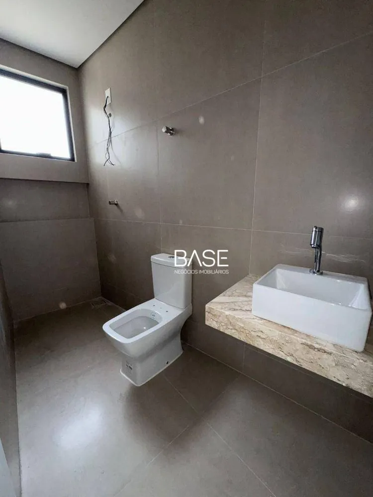 Apartamento, 3 quartos, 135 m² - Foto 2