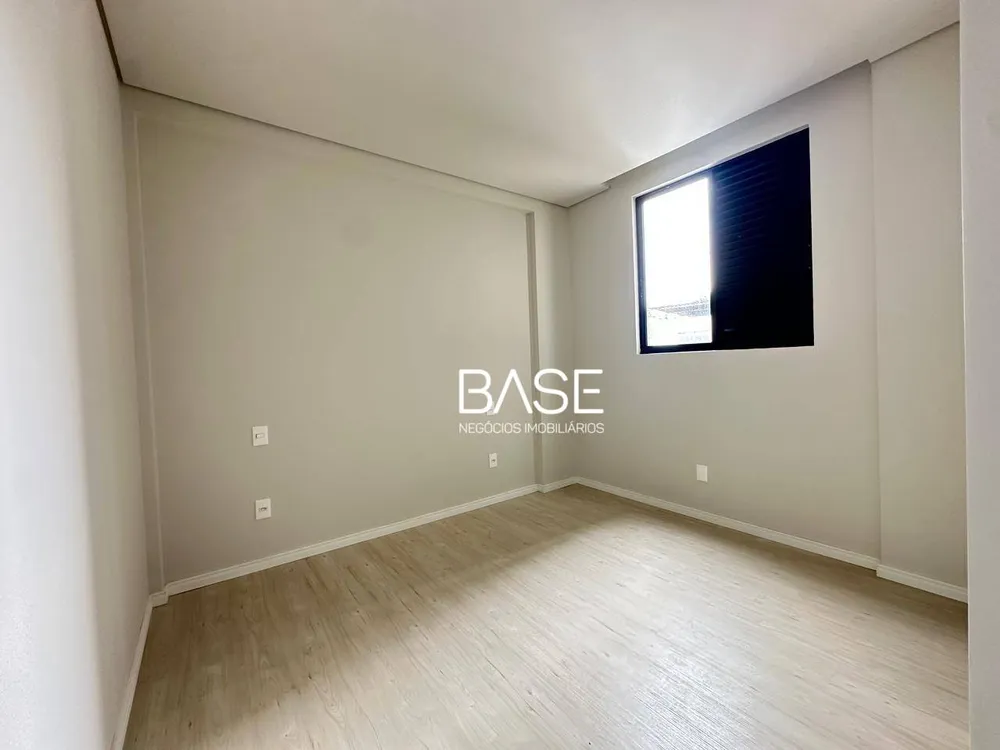 Apartamento, 3 quartos, 115 m² - Foto 2
