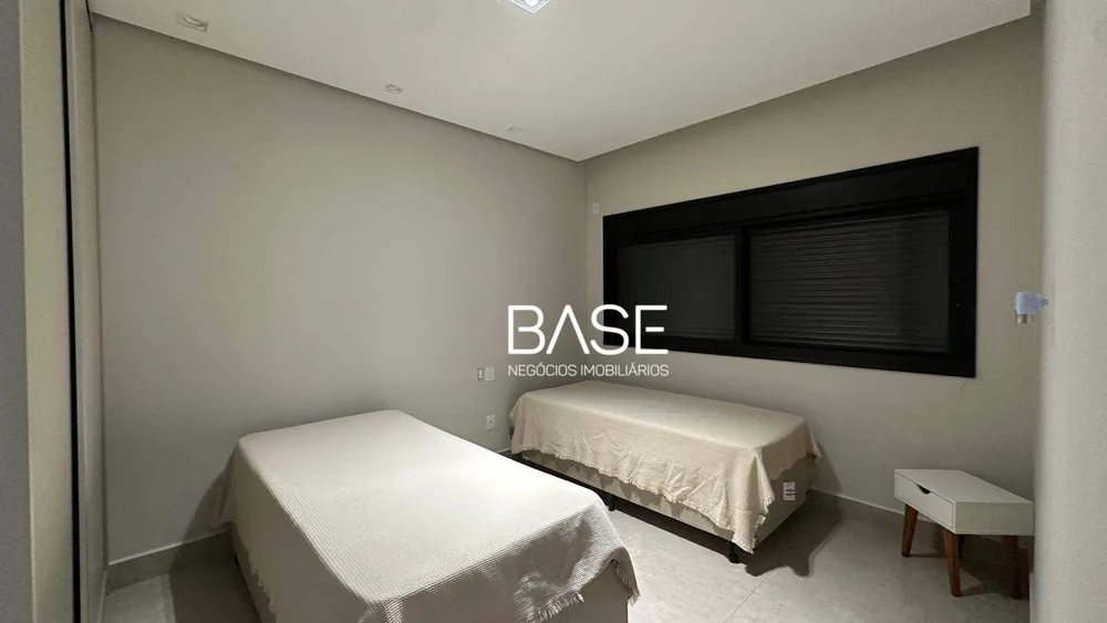 Casa, 4 quartos, 350 m² - Foto 13