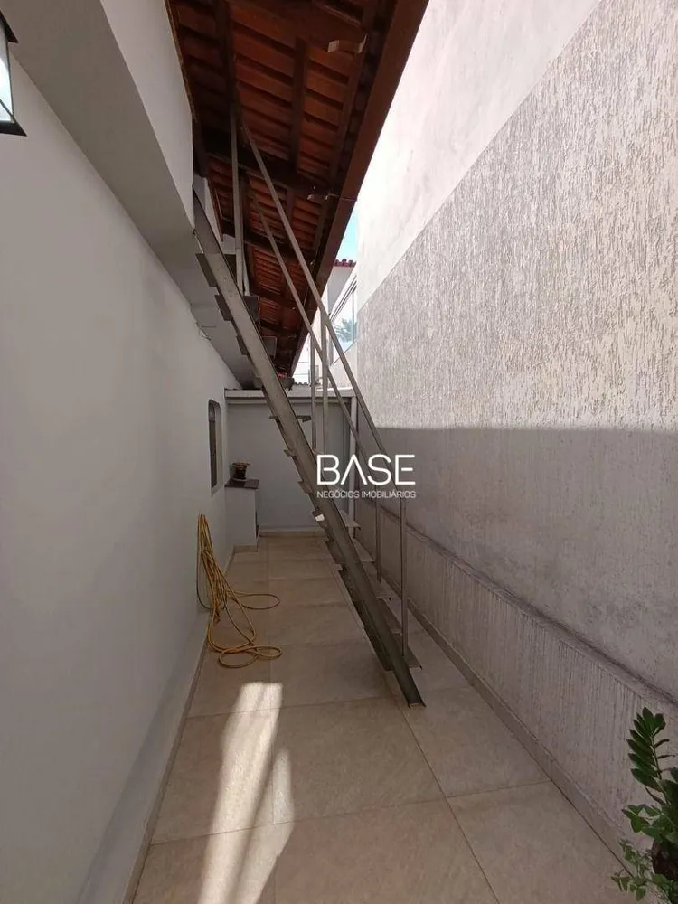 Casa, 3 quartos, 218 m² - Foto 3