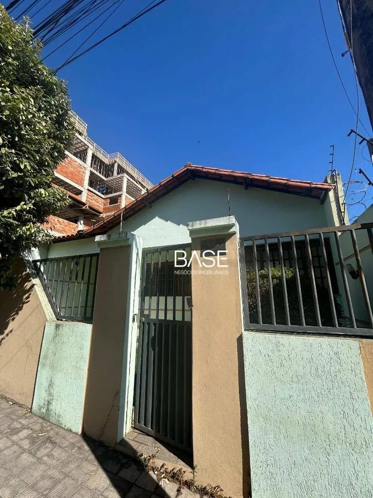 Casa, 3 quartos, 155 m² - Foto 1