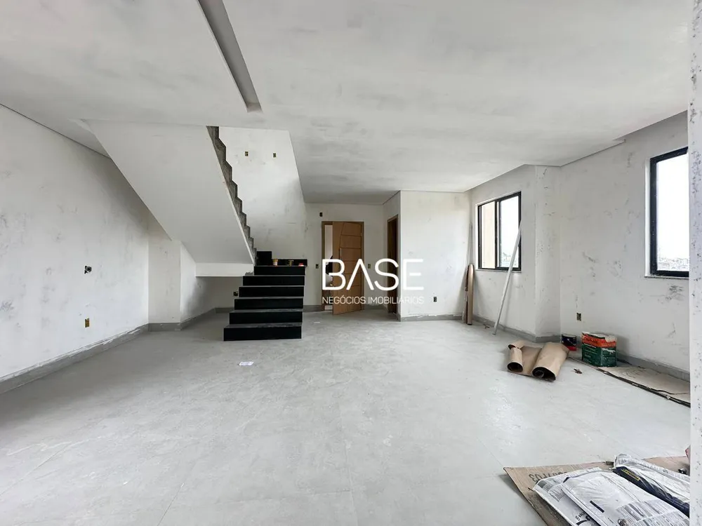 Cobertura, 3 quartos, 200 m² - Foto 1