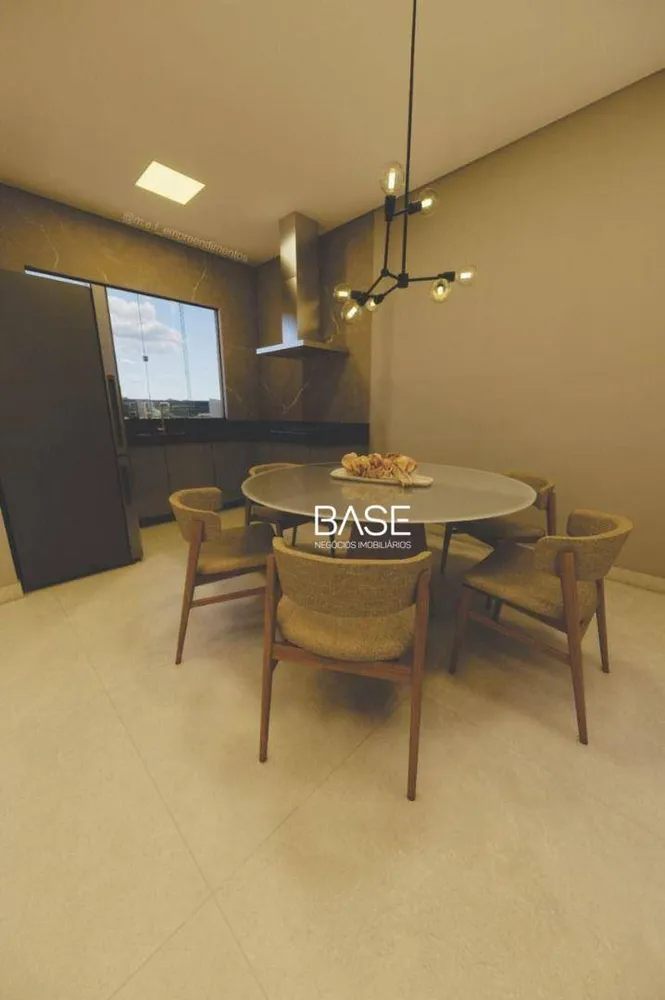 Casa, 3 quartos, 90 m² - Foto 1