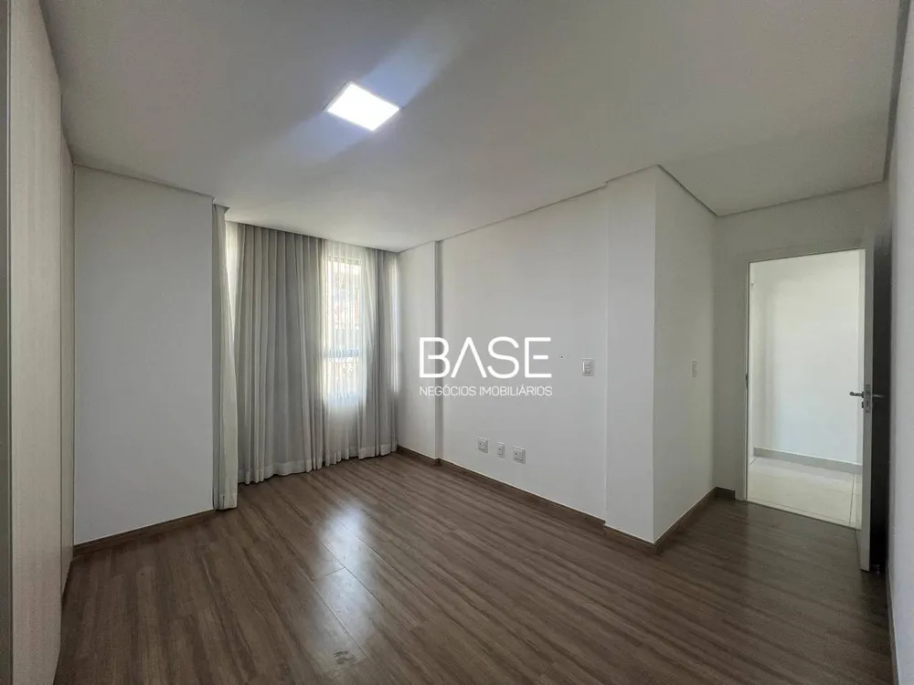 Apartamento, 3 quartos, 108 m² - Foto 2