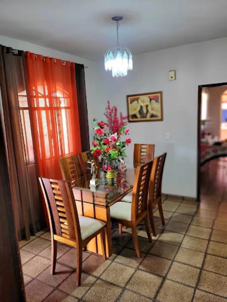Casa, 3 quartos, 300 m² - Foto 15