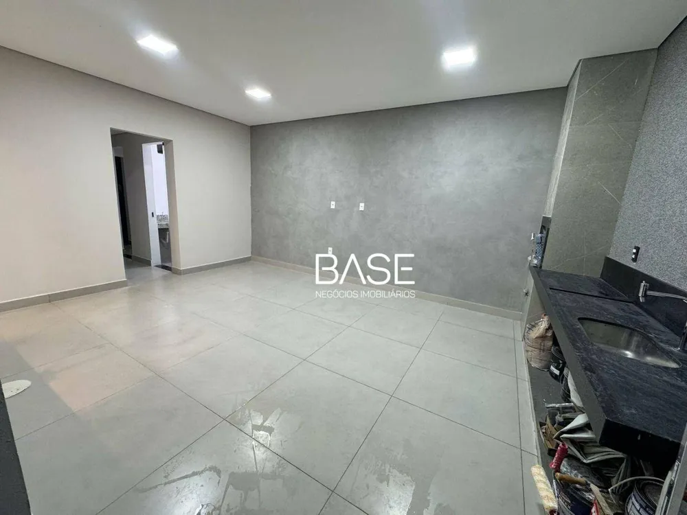 Casa, 3 quartos, 179 m² - Foto 2