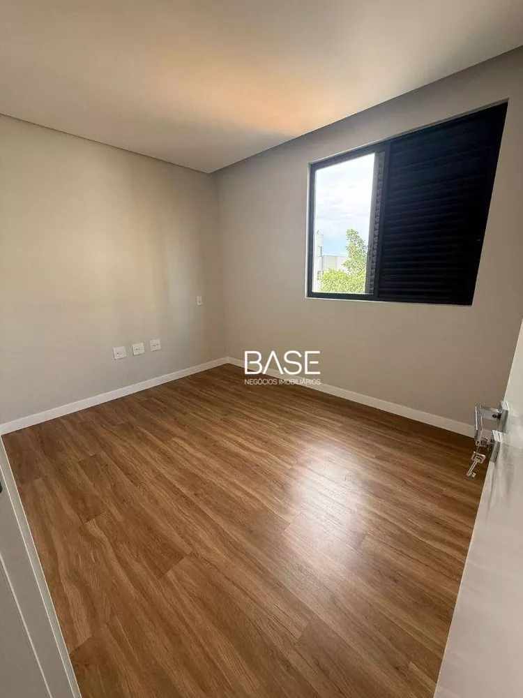 Apartamento, 3 quartos, 118 m² - Foto 2