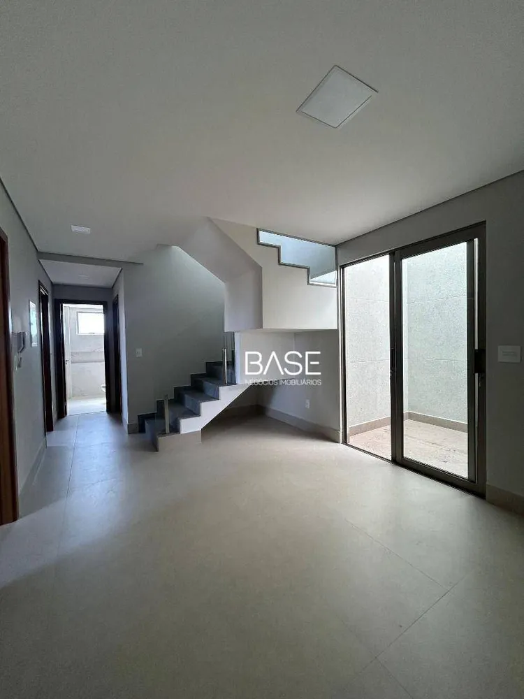 Cobertura, 3 quartos, 178 m² - Foto 1