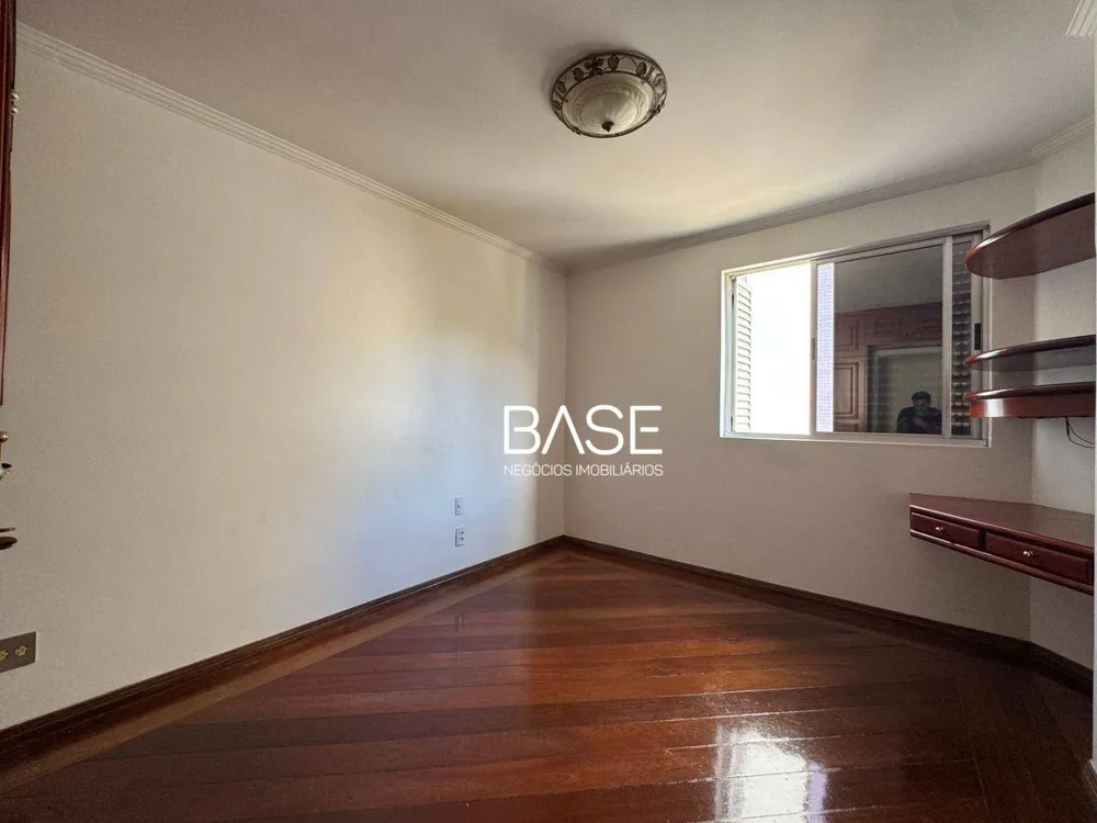 Apartamento, 3 quartos, 195 m² - Foto 2