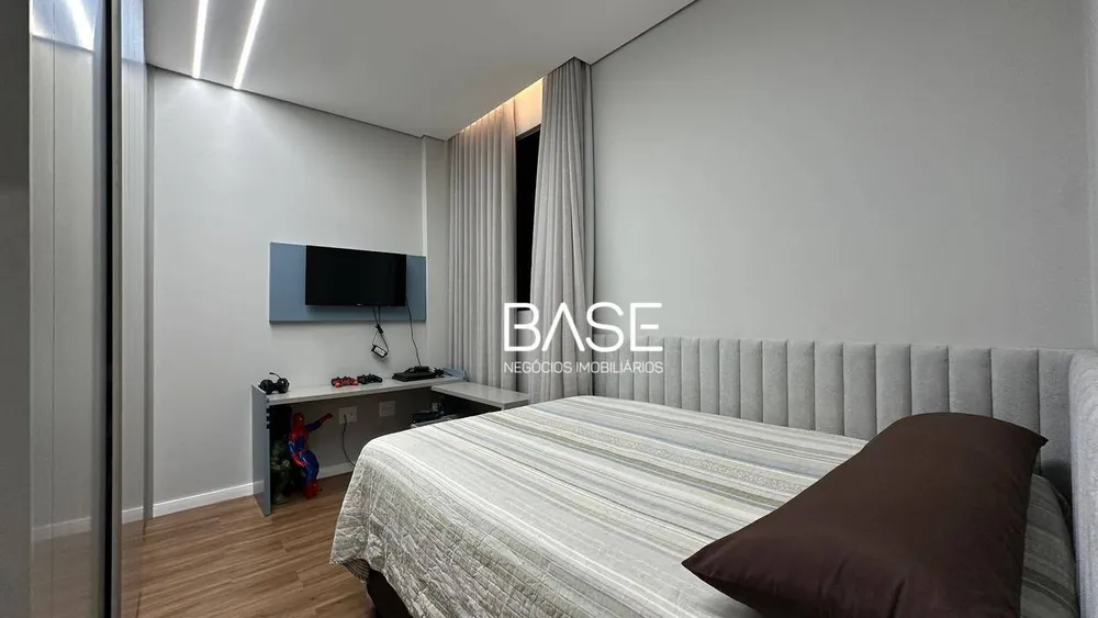 Apartamento, 3 quartos, 135 m² - Foto 3