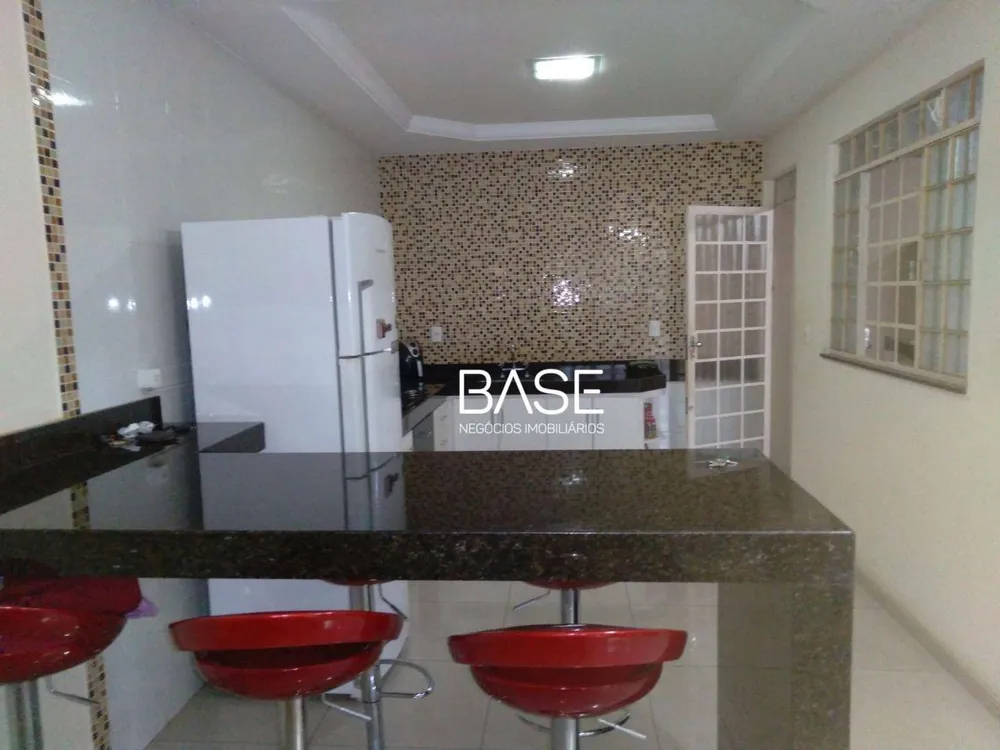 Apartamento, 3 quartos, 233 m² - Foto 1