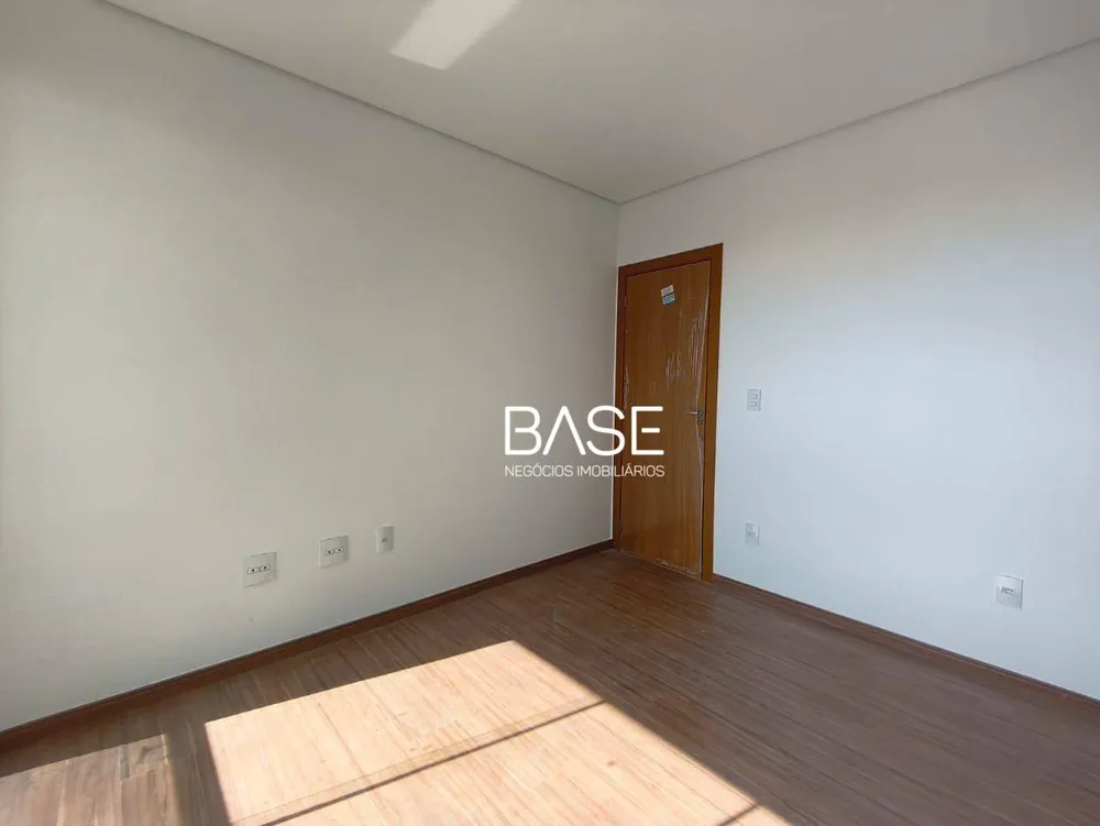 Apartamento, 3 quartos, 100 m² - Foto 2