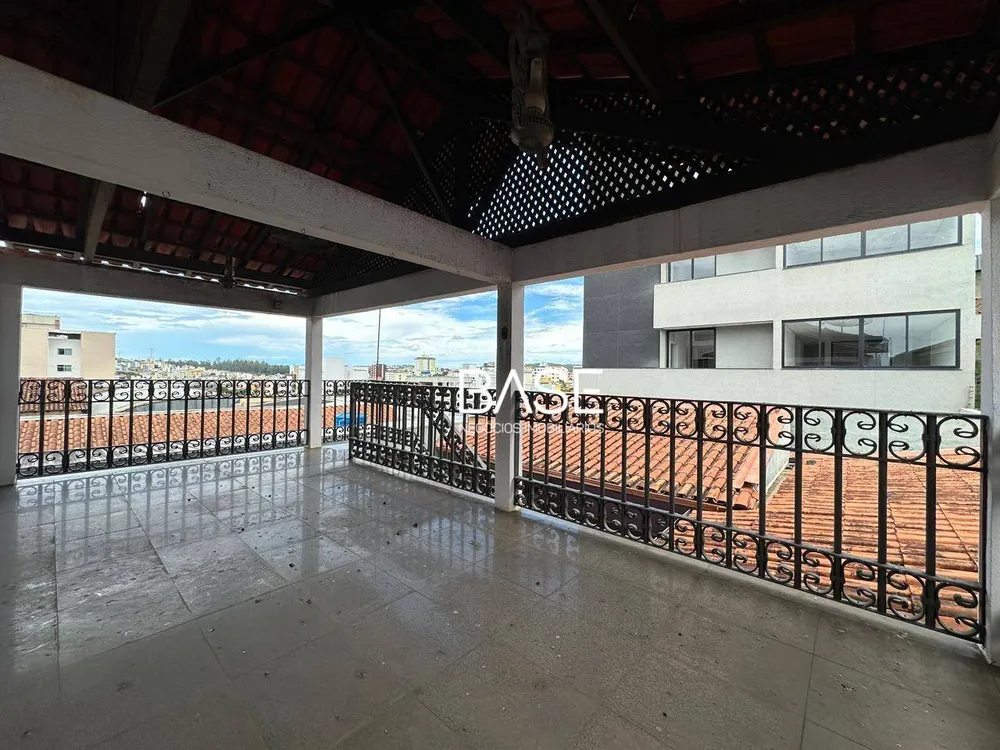 Casa, 5 quartos, 358 m² - Foto 16