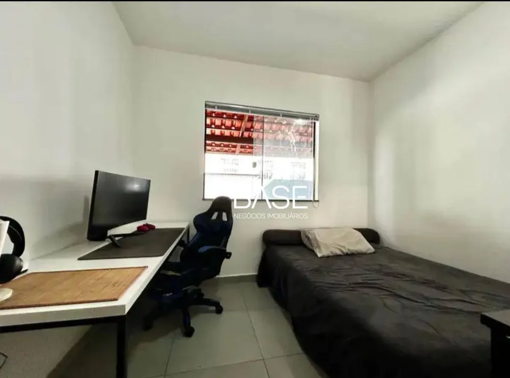 Casa, 3 quartos, 180 m² - Foto 1