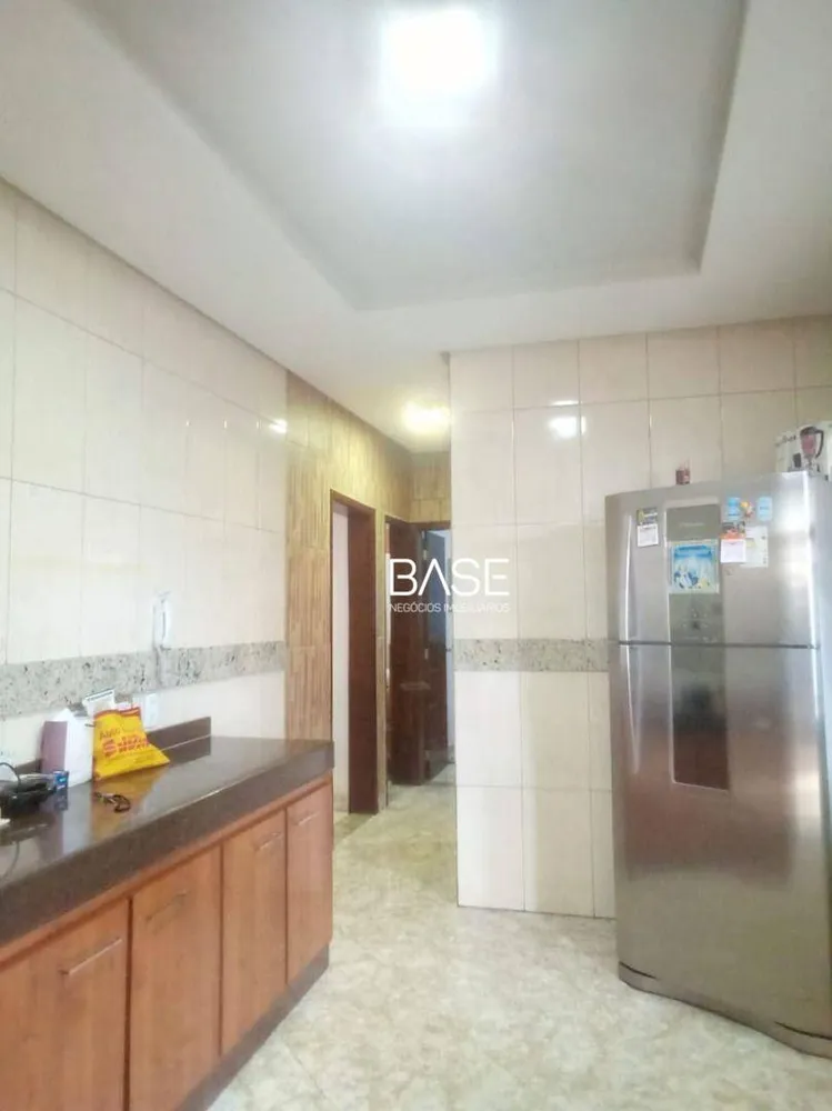 Casa, 6 quartos, 140 m² - Foto 5