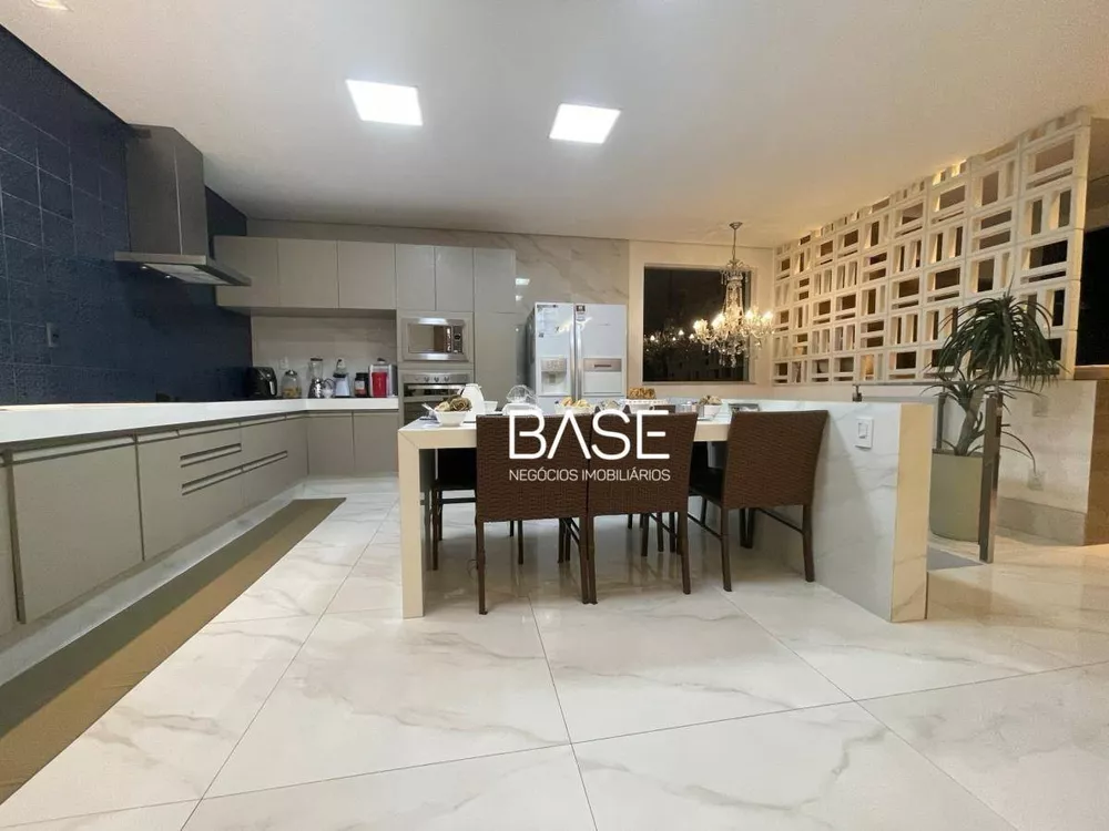 Cobertura, 3 quartos, 360 m² - Foto 4