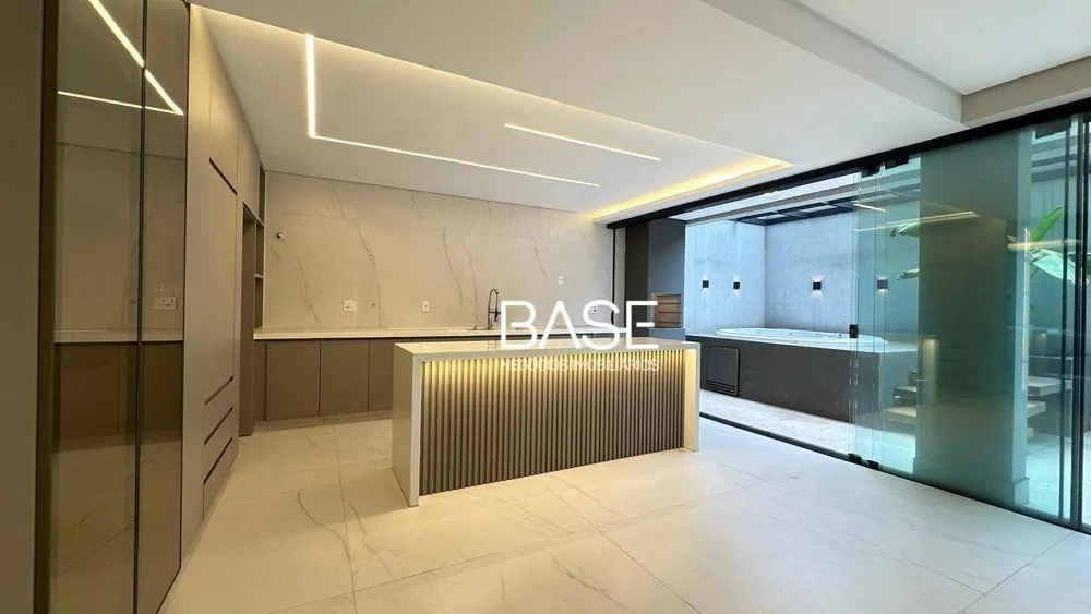 Apartamento, 3 quartos, 180 m² - Foto 2