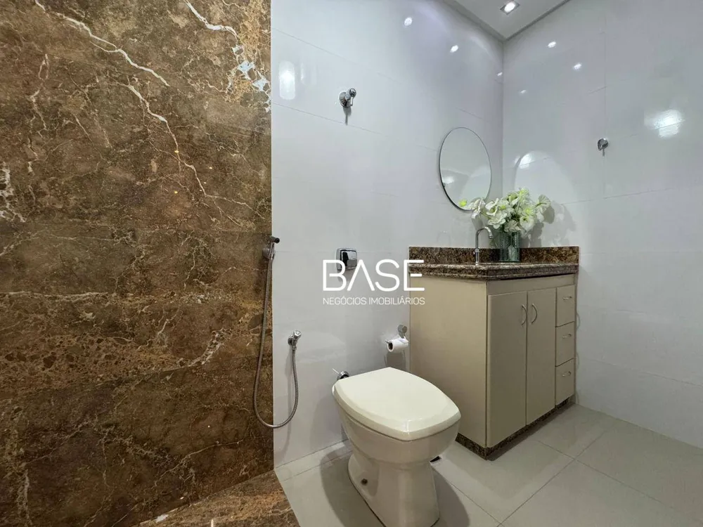 Casa, 4 quartos, 300 m² - Foto 11