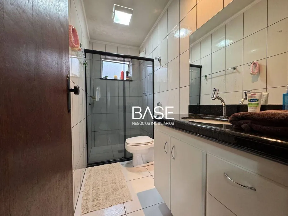 Casa, 4 quartos, 300 m² - Foto 3