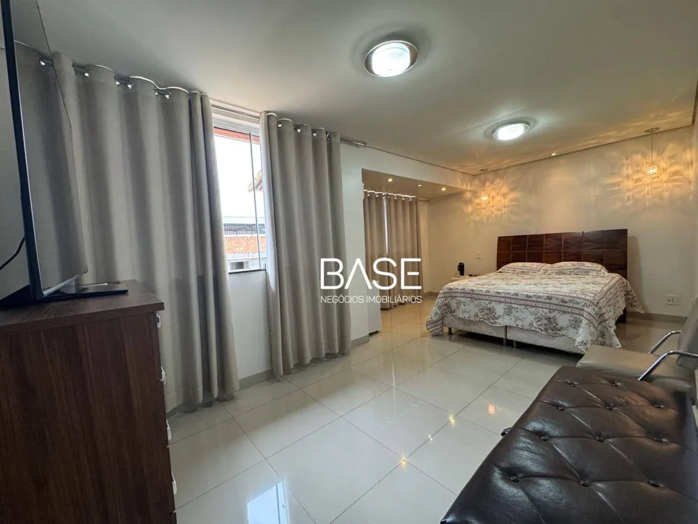 Casa, 4 quartos, 300 m² - Foto 4