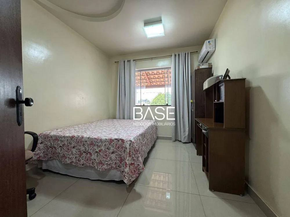 Casa, 4 quartos, 300 m² - Foto 1