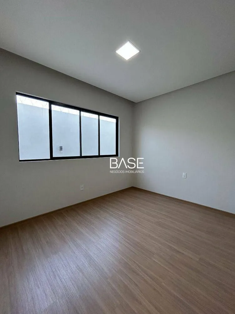 Casa, 3 quartos, 246 m² - Foto 9
