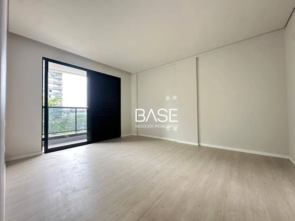 Apartamento, 3 quartos, 135 m² - Foto 3